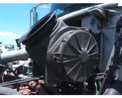 PETERBILT 337 AIR CLEANER