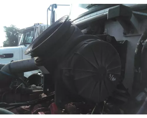 PETERBILT 337 AIR CLEANER