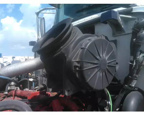 PETERBILT 337 AIR CLEANER