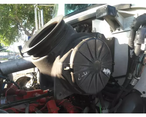 PETERBILT 337 AIR CLEANER