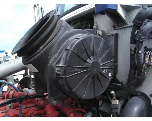 PETERBILT 337 AIR CLEANER