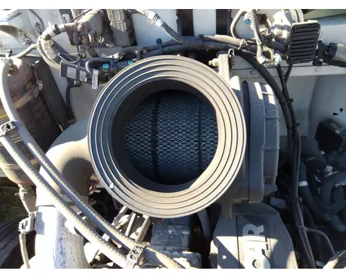 PETERBILT 337 AIR CLEANER
