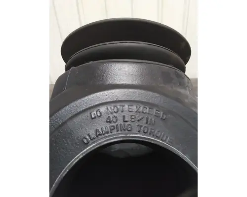 PETERBILT 337 AIR CLEANER