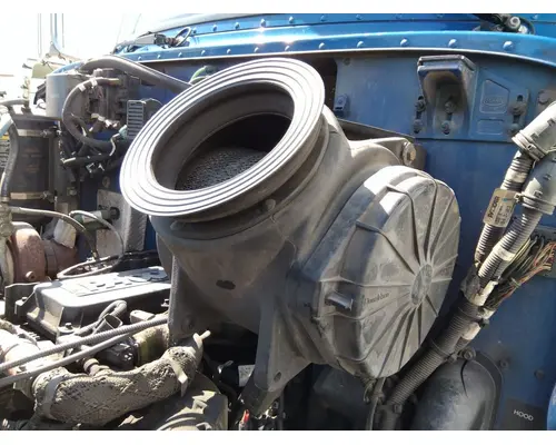 PETERBILT 337 AIR CLEANER