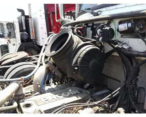 PETERBILT 337 AIR CLEANER