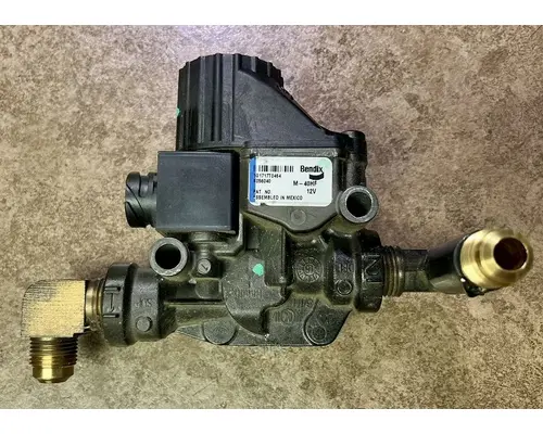 PETERBILT 337 Abs Modulator Valve