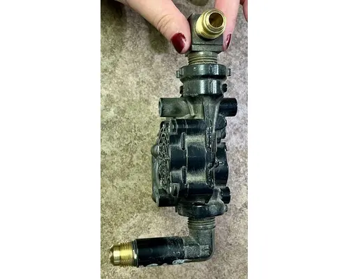 PETERBILT 337 Abs Modulator Valve