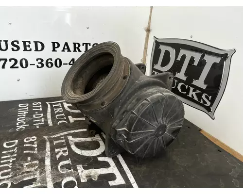 PETERBILT 337 Air Cleaner