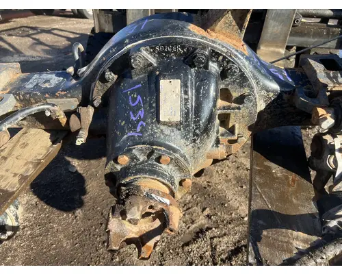 PETERBILT 337 Axle Assembly, Rear