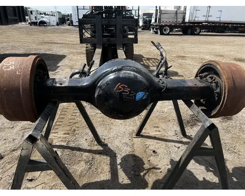 PETERBILT 337 Axle Assembly, Rear
