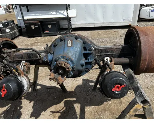 PETERBILT 337 Axle Assembly, Rear