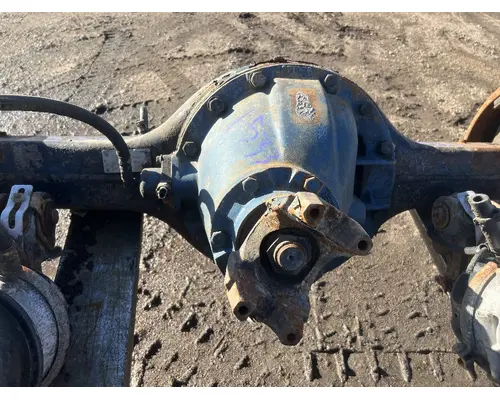PETERBILT 337 Axle Assembly, Rear