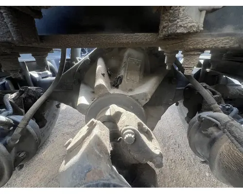 PETERBILT 337 Axle Assembly, Rear