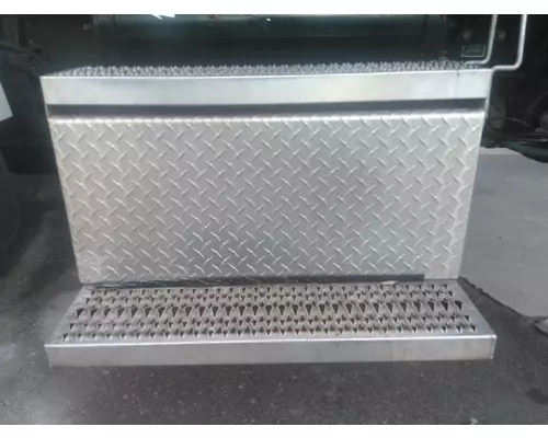 PETERBILT 337 BATTERY BOX