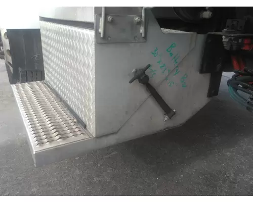 PETERBILT 337 BATTERY BOX