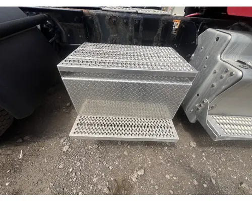 PETERBILT 337 Battery Box