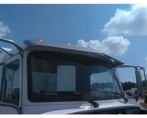 PETERBILT 337 CAB CLIP