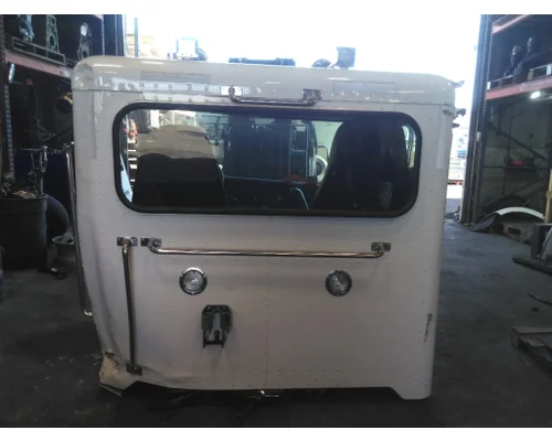 PETERBILT 337 CAB