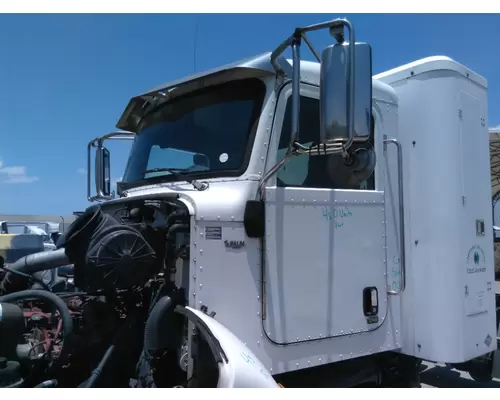 PETERBILT 337 CAB