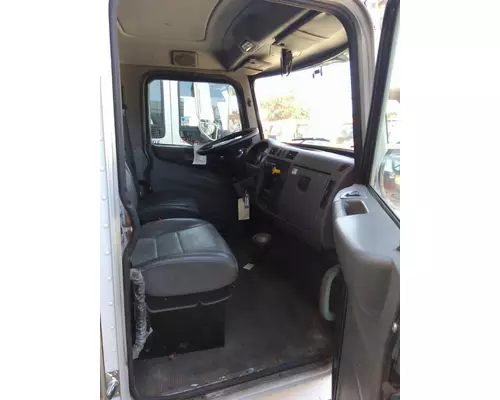 PETERBILT 337 CAB