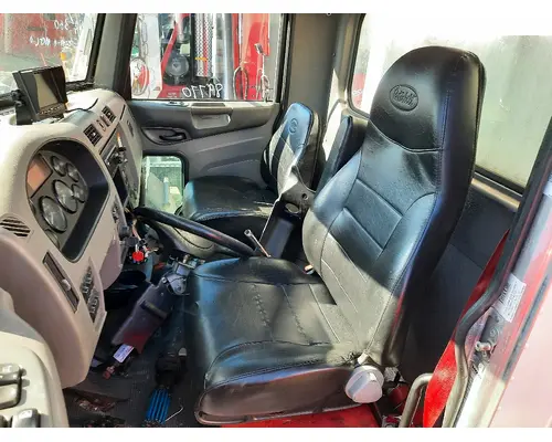 PETERBILT 337 CAB