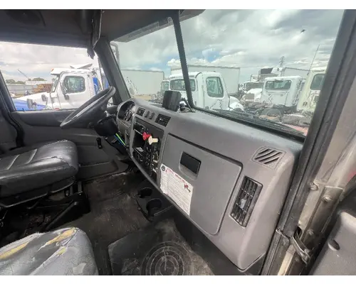 PETERBILT 337 Cab