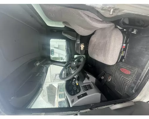PETERBILT 337 Complete Vehicle