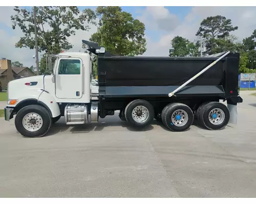PETERBILT 337 Complete Vehicle