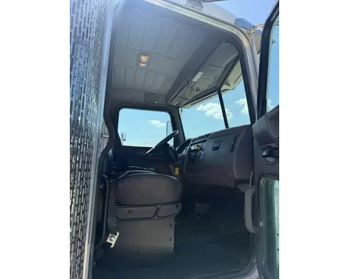 PETERBILT 337 Complete Vehicle