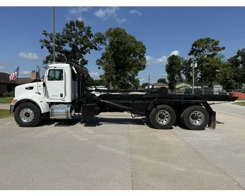 PETERBILT 337 Complete Vehicle