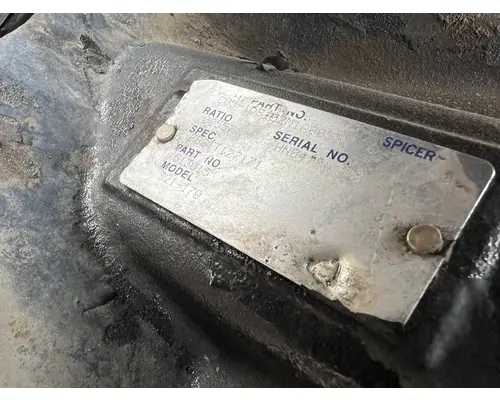 PETERBILT 337 Cutoff Assembly