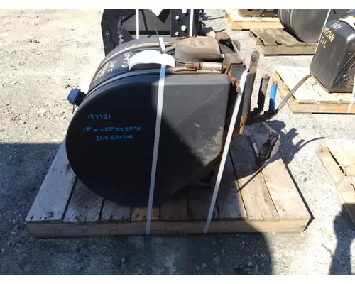 PETERBILT 337 DEF TANK