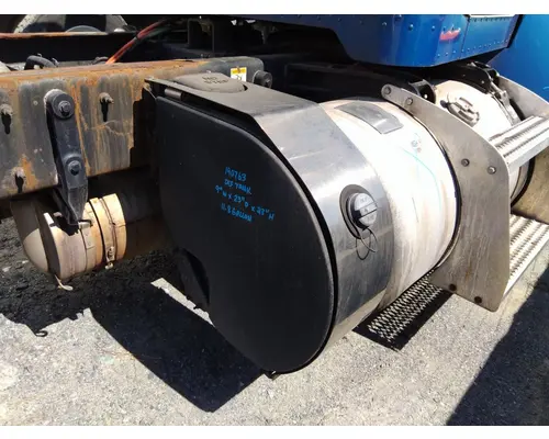 PETERBILT 337 DEF TANK