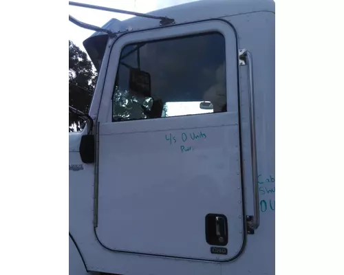 PETERBILT 337 DOOR ASSEMBLY, FRONT