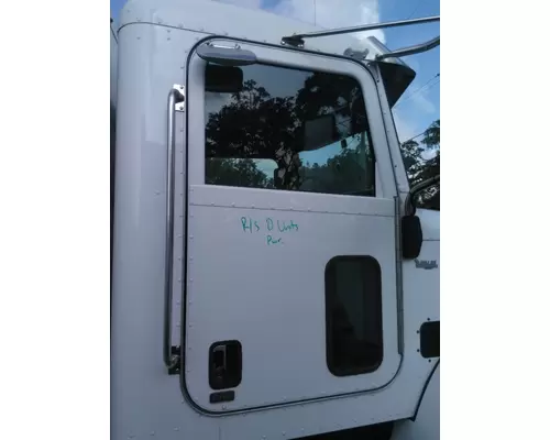 PETERBILT 337 DOOR ASSEMBLY, FRONT