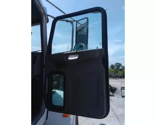 PETERBILT 337 DOOR ASSEMBLY, FRONT