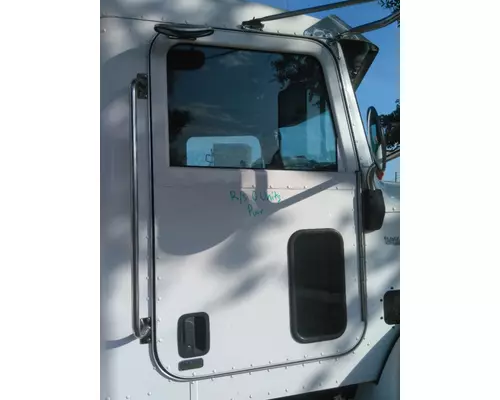 PETERBILT 337 DOOR ASSEMBLY, FRONT