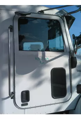 PETERBILT 337 DOOR ASSEMBLY, FRONT