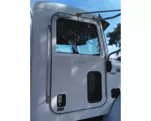 PETERBILT 337 DOOR ASSEMBLY, FRONT