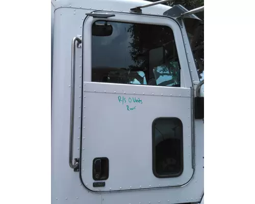 PETERBILT 337 DOOR ASSEMBLY, FRONT