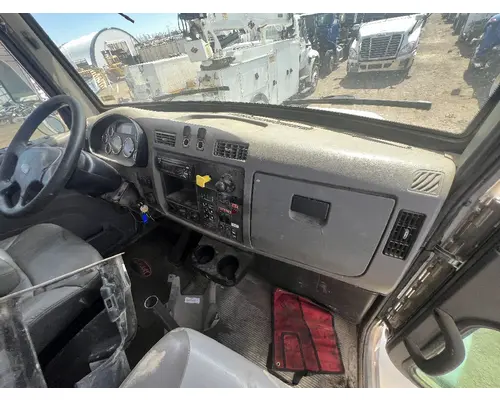 PETERBILT 337 Dash Bezel