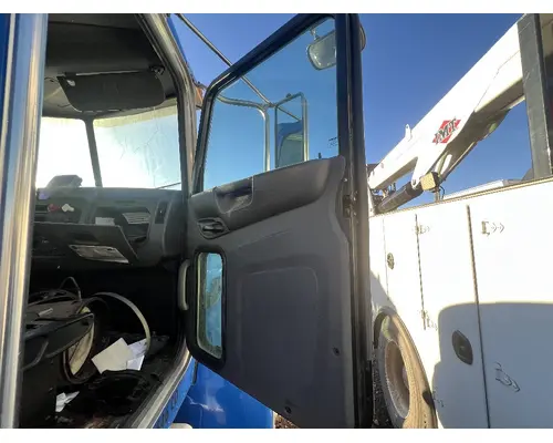 PETERBILT 337 Door Assembly, Front