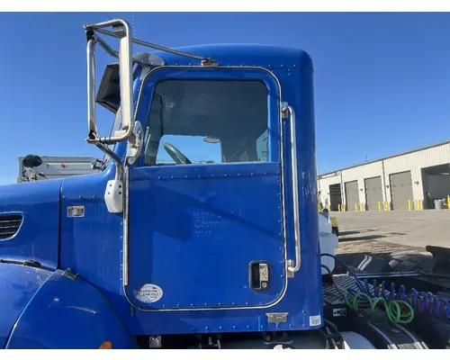 PETERBILT 337 Door Assembly, Front