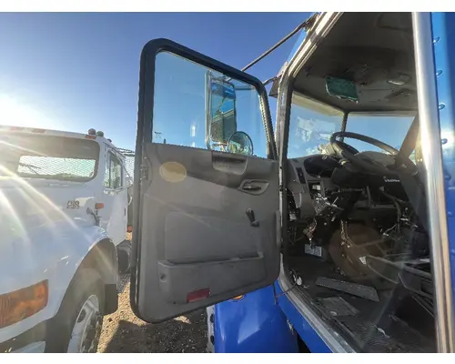 PETERBILT 337 Door Assembly, Front