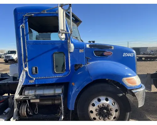 PETERBILT 337 Door Assembly, Front