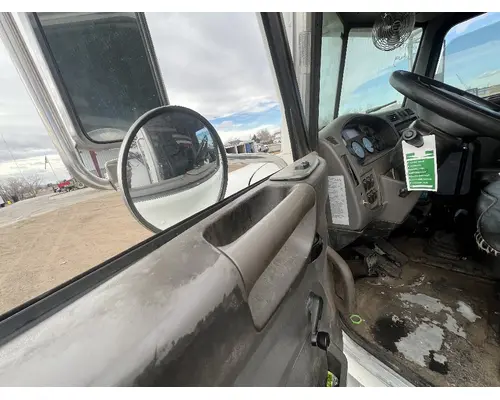 PETERBILT 337 Door Assembly, Front