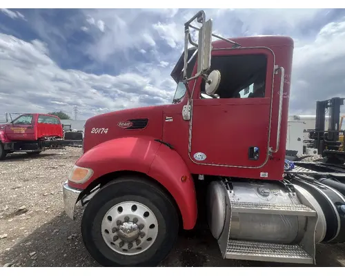 PETERBILT 337 Door Assembly, Front