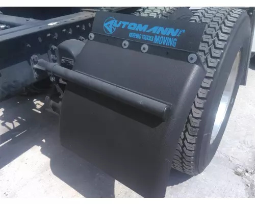 PETERBILT 337 FENDER, QUARTERHALF REAR