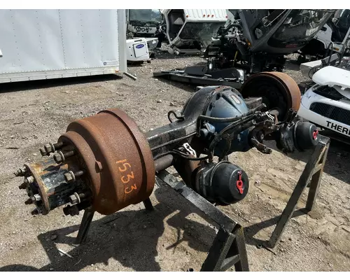 PETERBILT 337 Hub