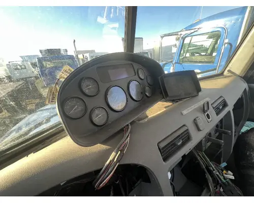 PETERBILT 337 Instrument Cluster
